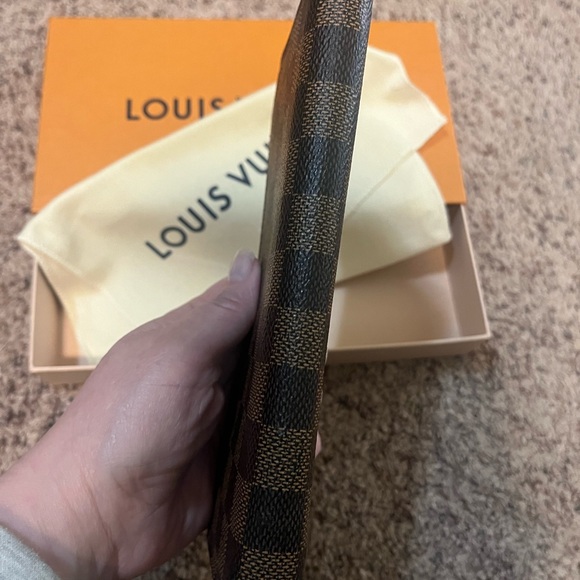 Louis Vuitton Damier Ebene Zippy - Picture 3 of 5